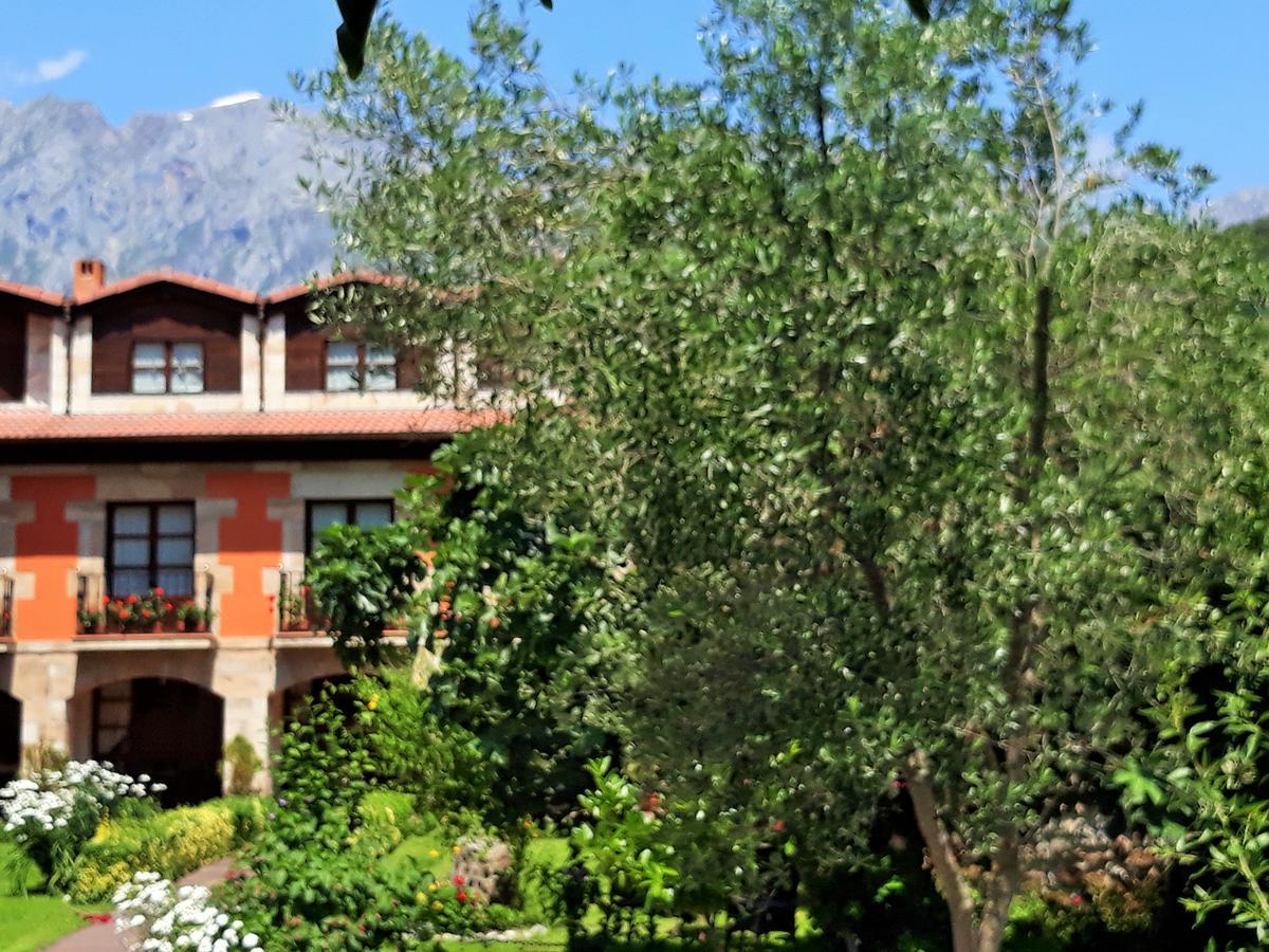 Posada Laura Потес Экстерьер фото
